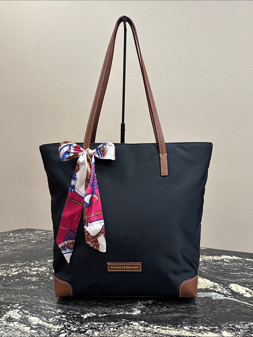 Dooney & Bourke Nylon Tote🤎🖤